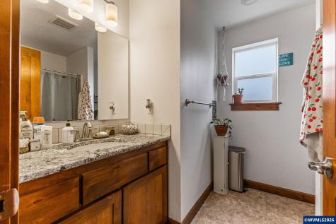 1894 Talbot Road SE Jefferson OR 97352