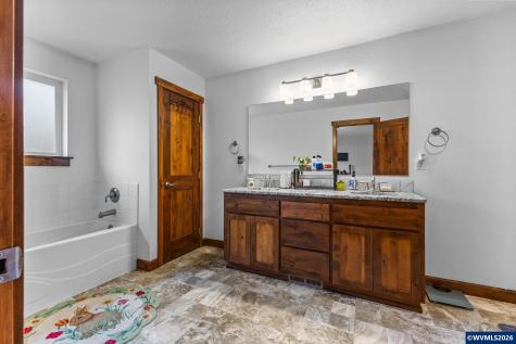 1894 Talbot Road SE Jefferson OR 97352