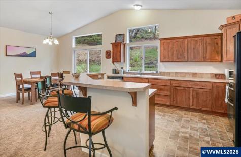 17463 Alsea (-17523) Highway Alsea OR 97324