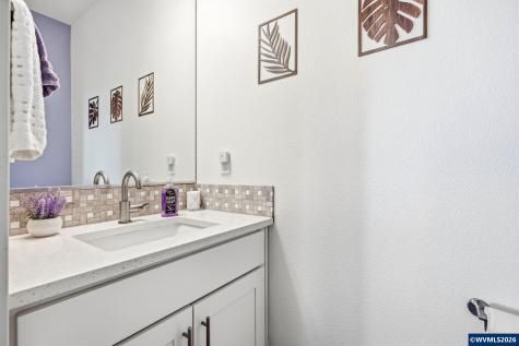 1372 Overview Street NW Salem OR 97304