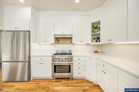 1703 SW Pinehurst Place Corvallis OR 97333