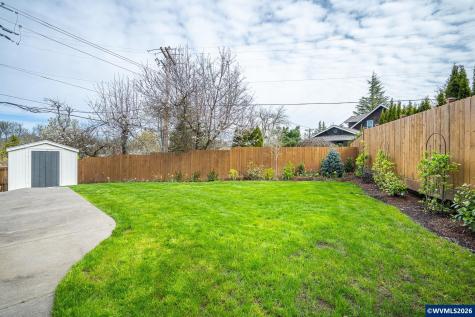 1703 SW Pinehurst Place Corvallis OR 97333