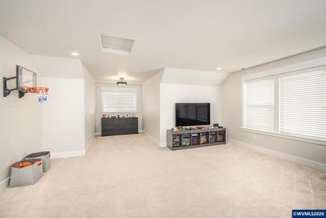 1703 SW Pinehurst Place Corvallis OR 97333