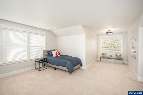 1703 SW Pinehurst Place Corvallis OR 97333