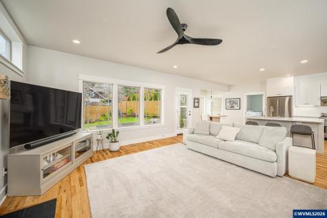1703 SW Pinehurst Place Corvallis OR 97333