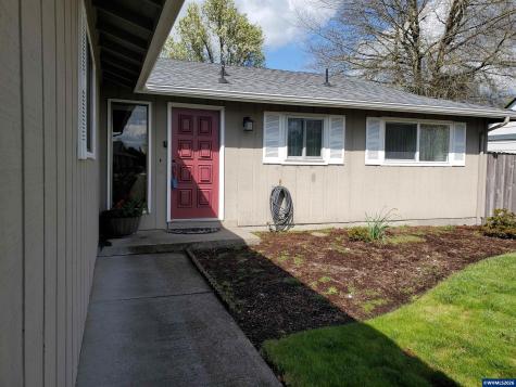 1975 Breakwood Circle SE Albany OR 97322
