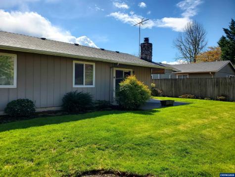 1975 Breakwood Circle SE Albany OR 97322