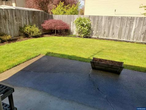 1975 Breakwood Circle SE Albany OR 97322