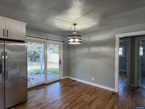 1285 30th Avenue NE Salem OR 97301