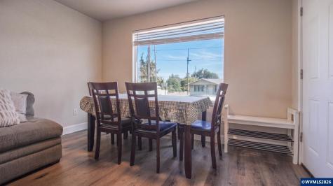328 9th Avenue Sweet Home OR 97386