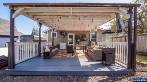 328 9th Avenue Sweet Home OR 97386
