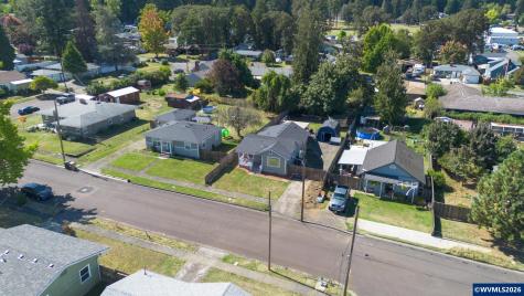 328 9th Avenue Sweet Home OR 97386