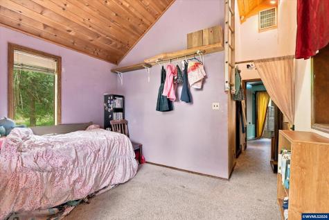 6596 River Road S Salem OR 97306