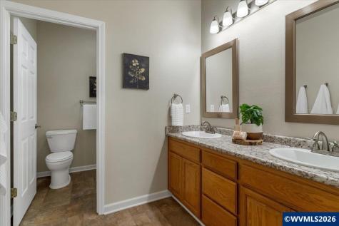 645 N 12th Avenue Stayton OR 97383