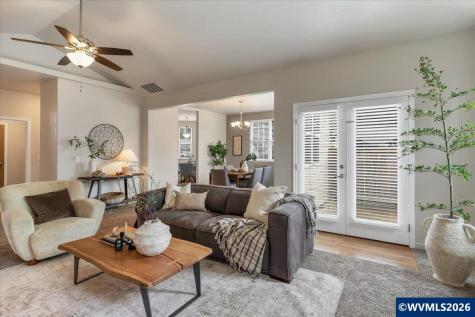 645 N 12th Avenue Stayton OR 97383