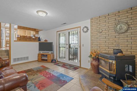 13493 Marlatt Road S Jefferson OR 97352