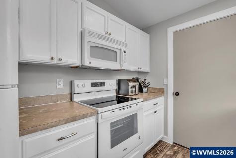 931 Kailua Street SE Salem OR 97317