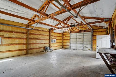 564 SW Cedar Street Mill City OR 97360