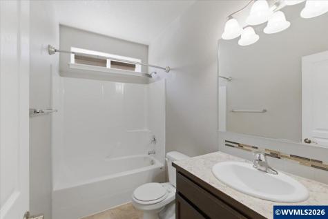 2764 NW Weather Stone Street Albany OR 97321