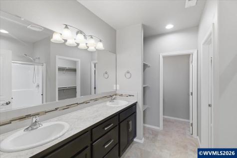 2764 NW Weather Stone Street Albany OR 97321