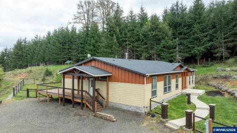 29970 Salmon River Highway Grand Ronde OR 97374