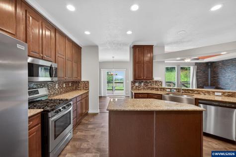 29970 Salmon River Highway Grand Ronde OR 97374