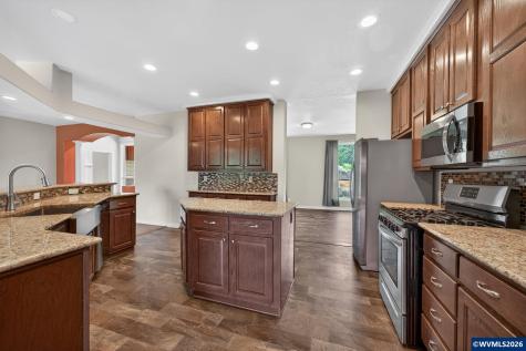 29970 Salmon River Highway Grand Ronde OR 97374