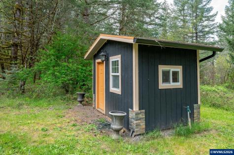 29970 Salmon River Highway Grand Ronde OR 97374