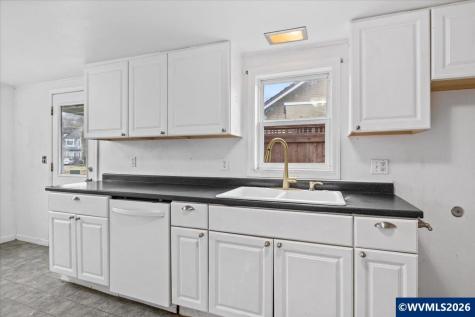 2752 NW Coolidge Way Corvallis OR 97330
