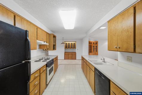 1350 Dogwood Drive Woodburn OR 97071