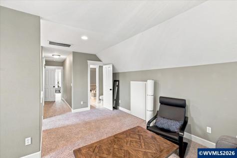 1007 Gwinn Street E Monmouth OR 97361