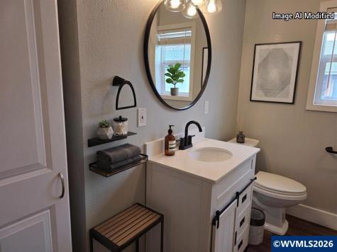 302 Jersey Street Silverton OR 97381-1735