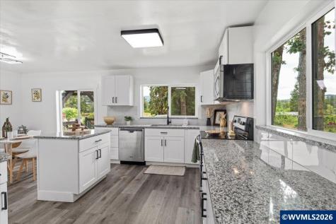 40352 Holley Heights Lp Sweet Home OR 97386