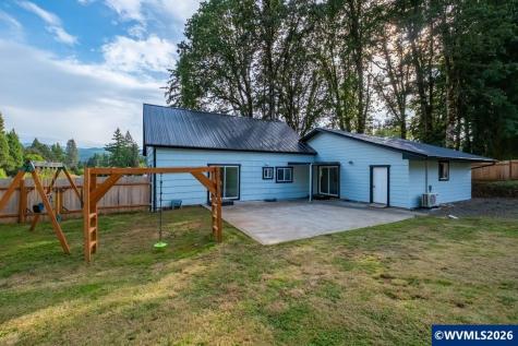 40352 Holley Heights Lp Sweet Home OR 97386