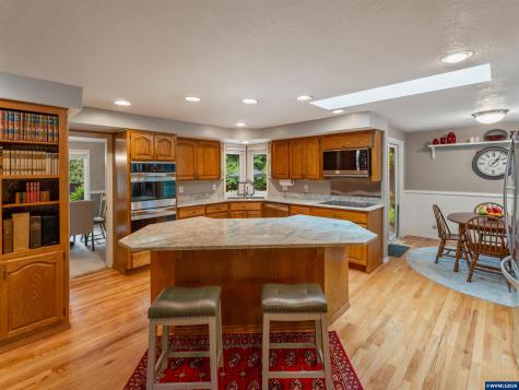 4886 Sage Hen Circle Lake Oswego OR 97035