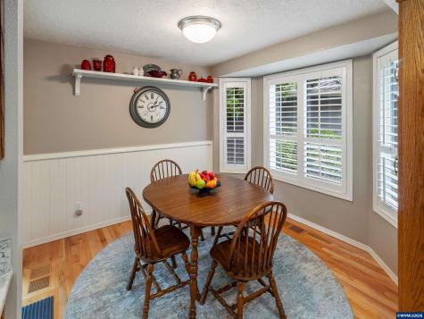 4886 Sage Hen Circle Lake Oswego OR 97035