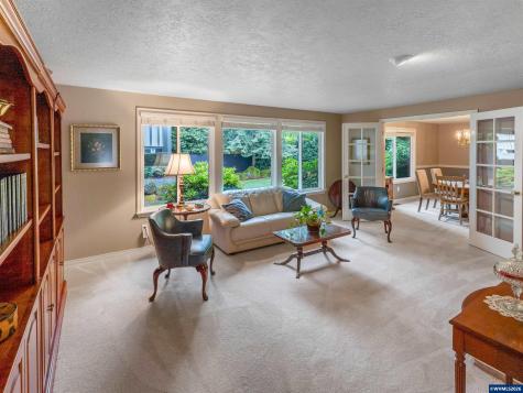 4886 Sage Hen Circle Lake Oswego OR 97035