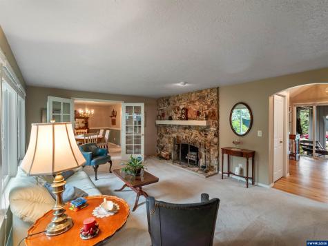 4886 Sage Hen Circle Lake Oswego OR 97035