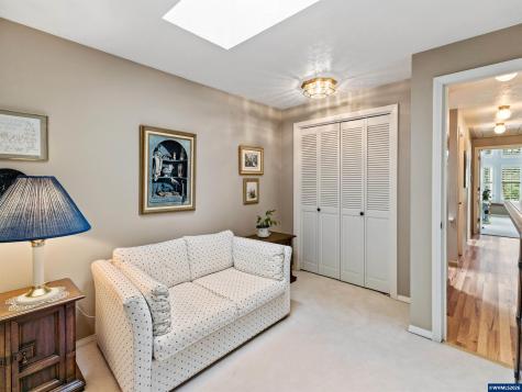 4886 Sage Hen Circle Lake Oswego OR 97035
