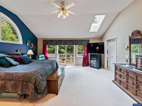 4886 Sage Hen Circle Lake Oswego OR 97035