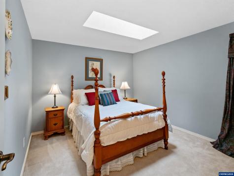 4886 Sage Hen Circle Lake Oswego OR 97035