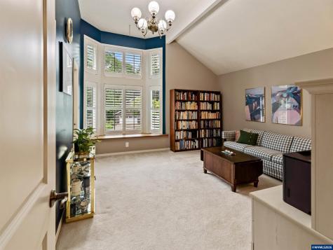 4886 Sage Hen Circle Lake Oswego OR 97035