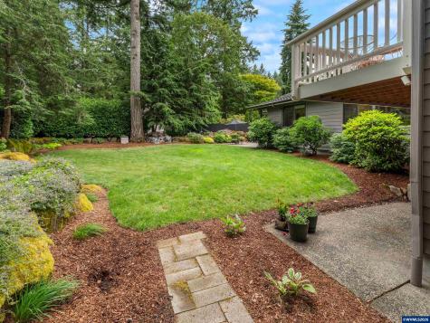 4886 Sage Hen Circle Lake Oswego OR 97035