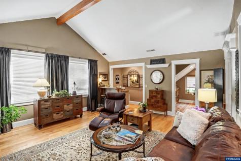 2727 Old Farm Avenue NW Salem OR 97304