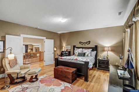 2727 Old Farm Avenue NW Salem OR 97304