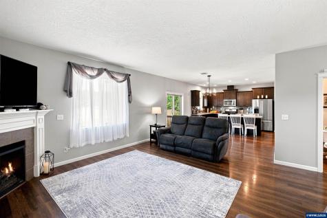 3001 Millersburg Drive NE Albany OR 97321