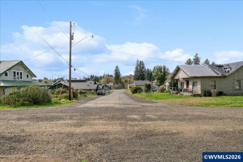 153 3rd Street Falls City OR 97344