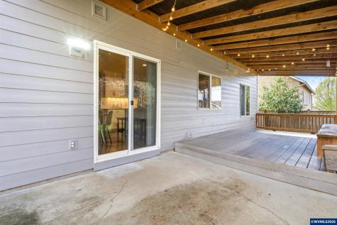 859 Mule Deer Place NW Salem OR 97304