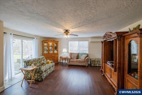 2990 Harding Court Sweet Home OR 97386
