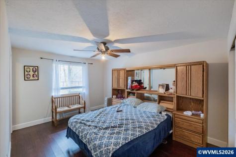 2990 Harding Court Sweet Home OR 97386